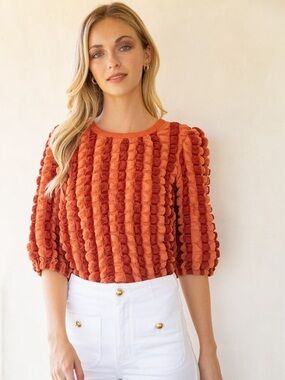 VOY Textured Popcorn Puff Sleeve Top